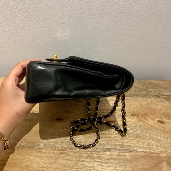 {SOLD} Chanel classic double flap bag - Picture 12 of 13